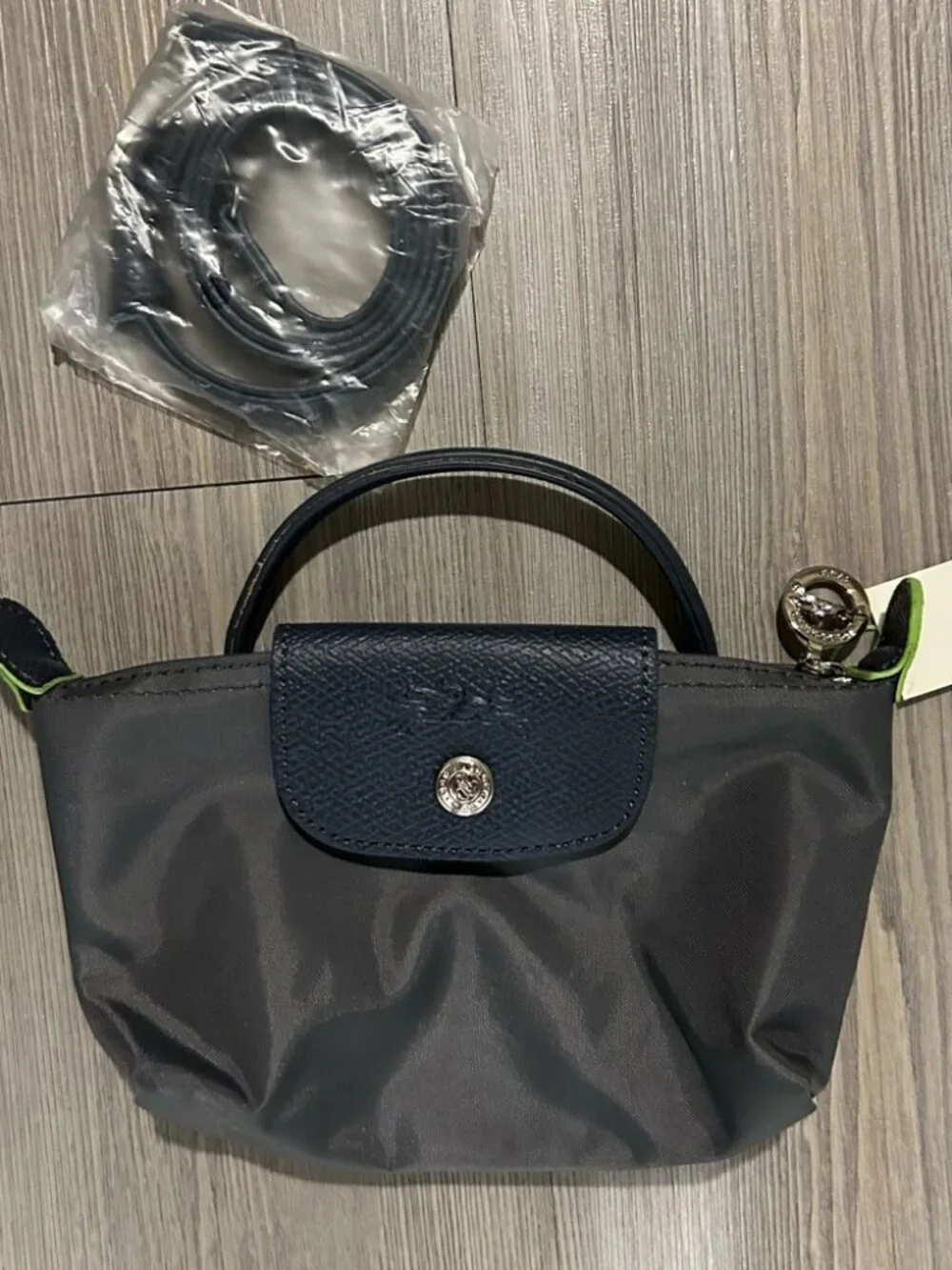 Longchamp XS Energy Mini Bag Black Neon Detail
